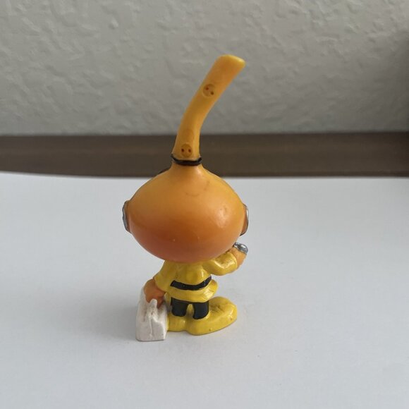 Dimmy as A Doctor 1983 Snorks PVC Figure by Schleich Old Store Stock Dr. - Picture 2 of 2